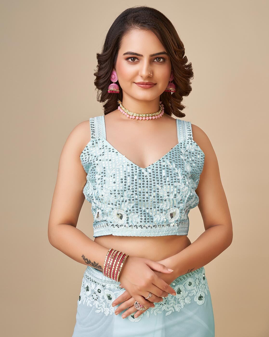 -1117Wx1400H-466583806-turquoise-MODEL6