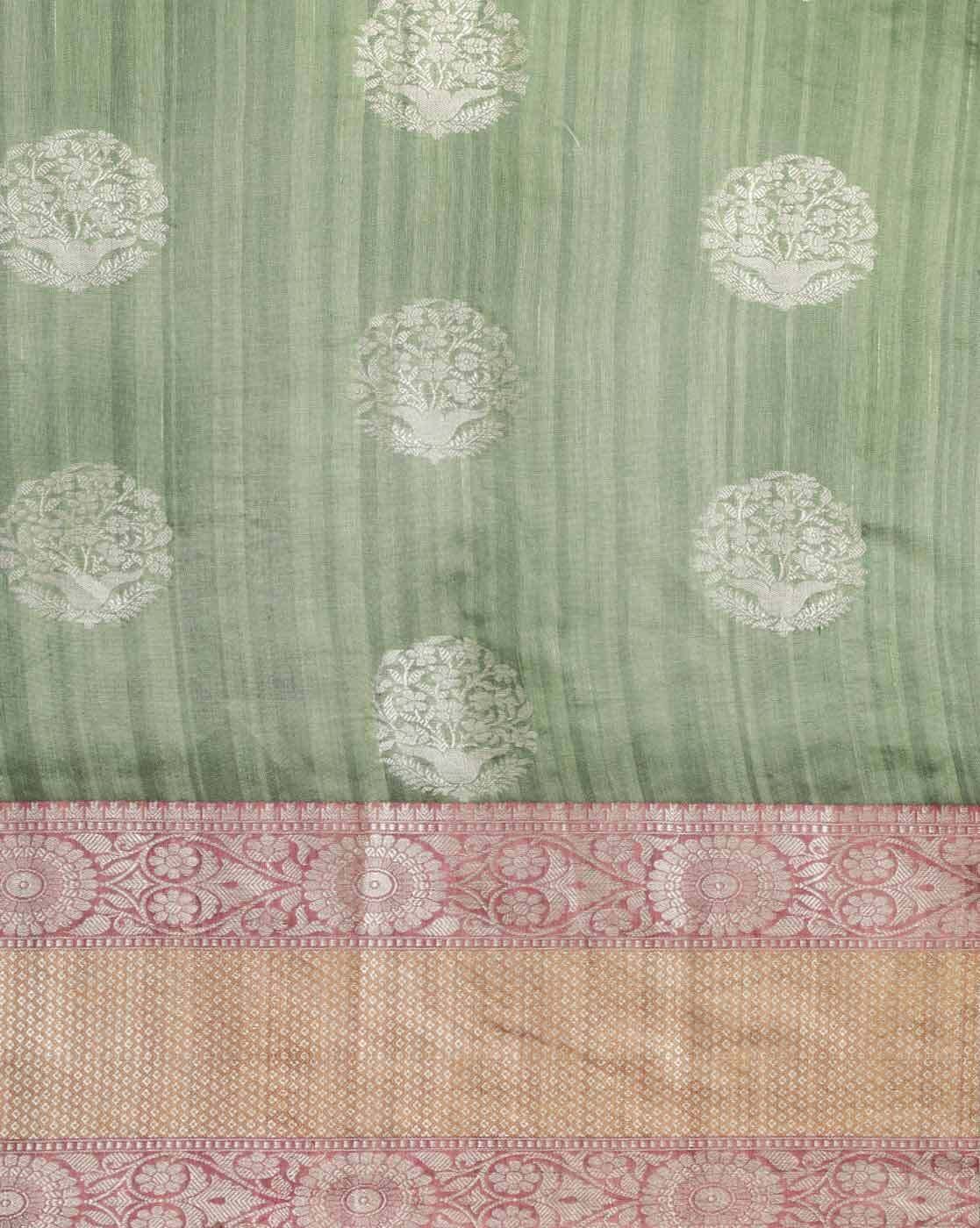 -1117Wx1400H-464428544-green-MODEL4