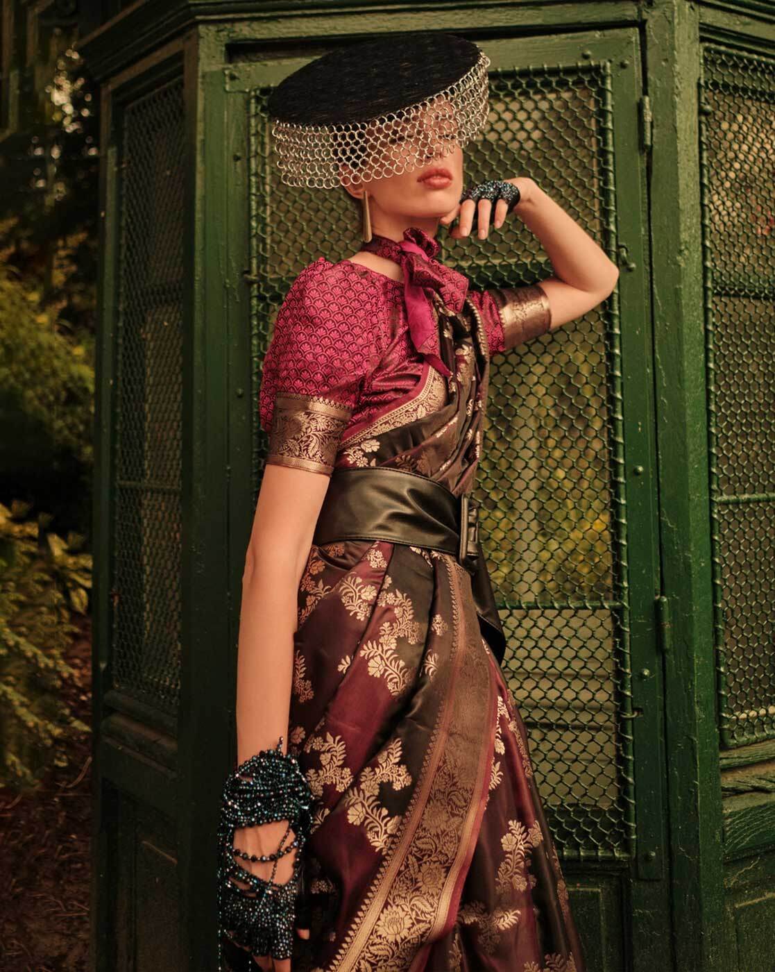 -1117Wx1400H-466630546-brown-MODEL2