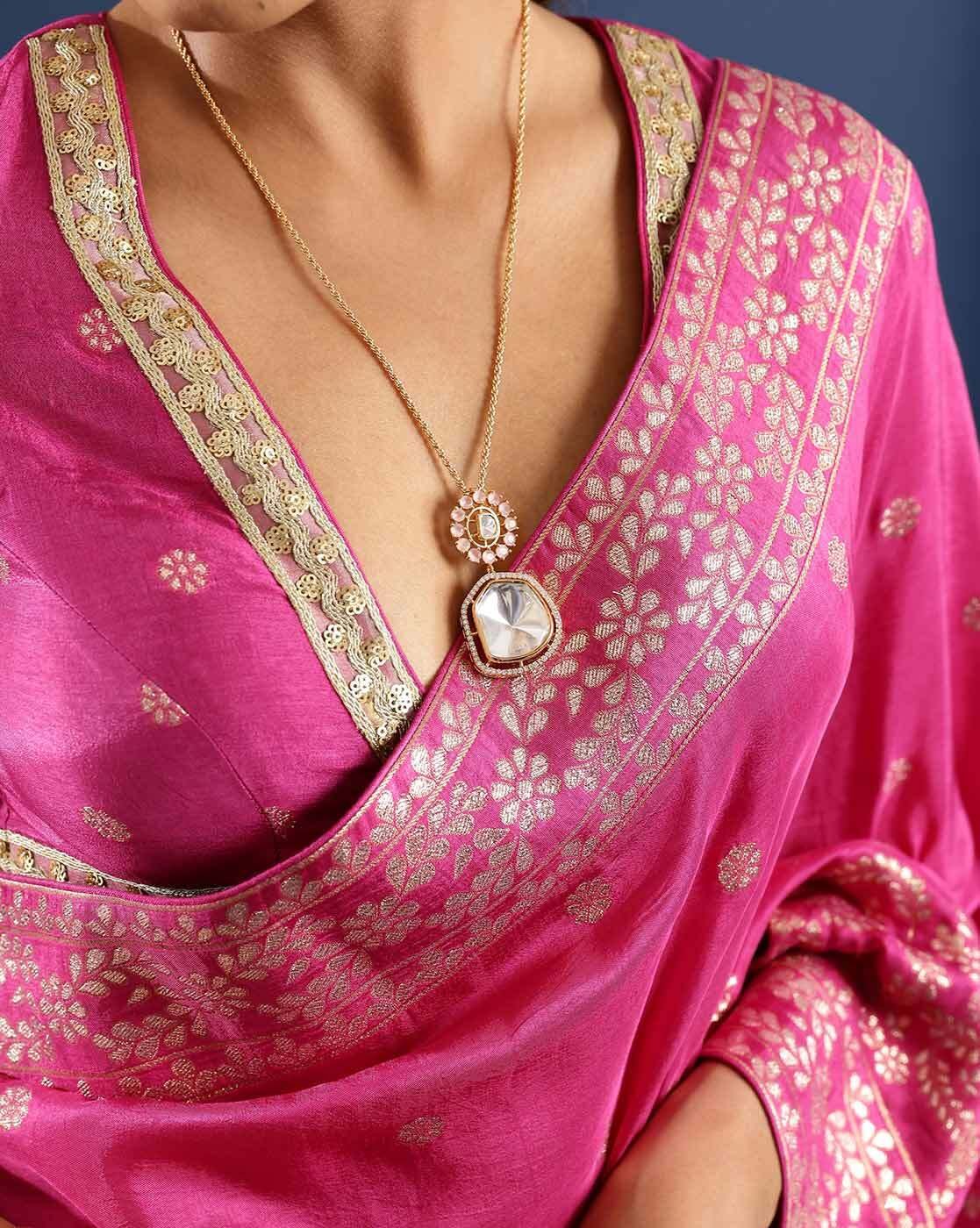 -1117Wx1400H-467118689-pink-MODEL6