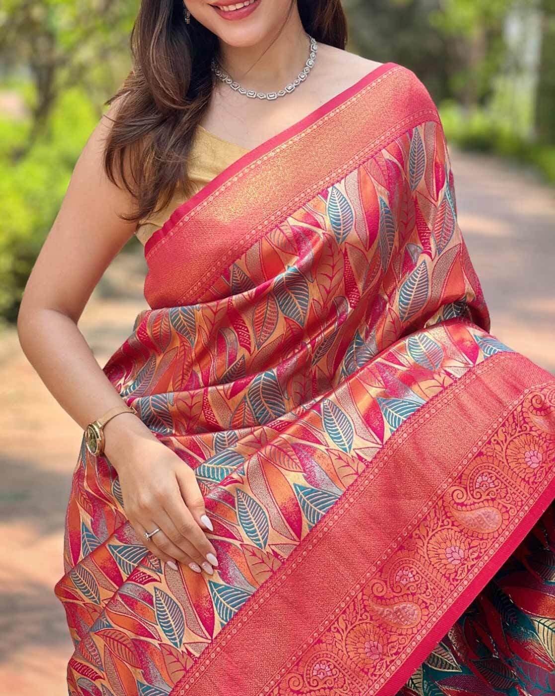 -1117Wx1400H-700071724-pink-MODEL3