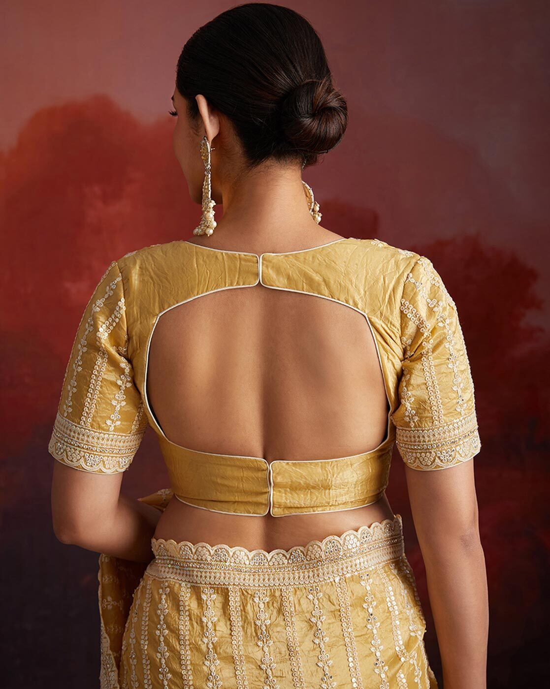 -1117Wx1400H-700990683-mustard-MODEL8