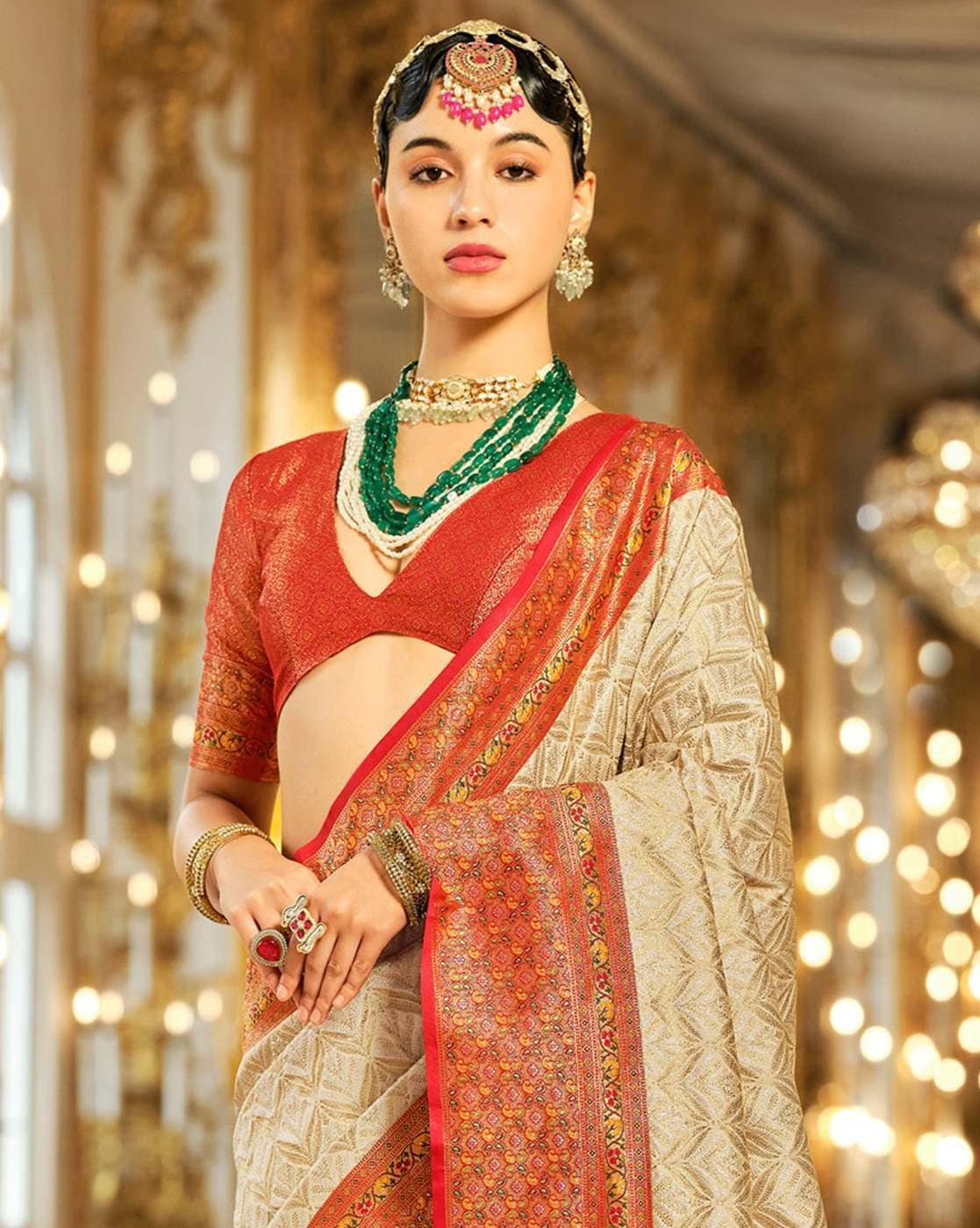 -1117Wx1400H-701172071-cream-MODEL4