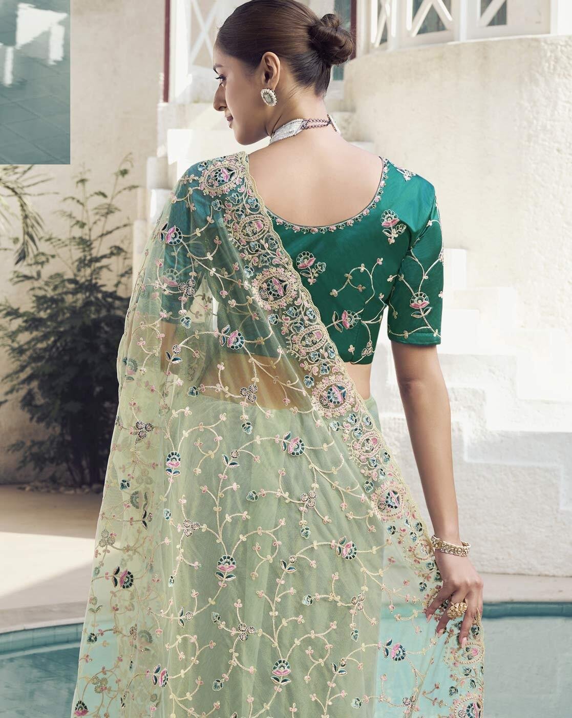 -1117Wx1400H-701174660-turquoise-MODEL2