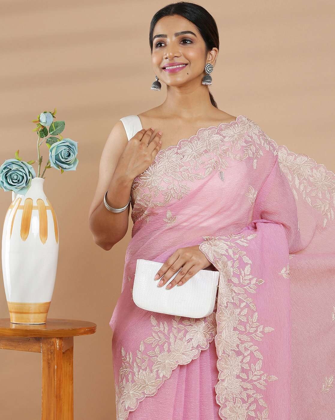 -1117Wx1400H-701179527-pink-MODEL3