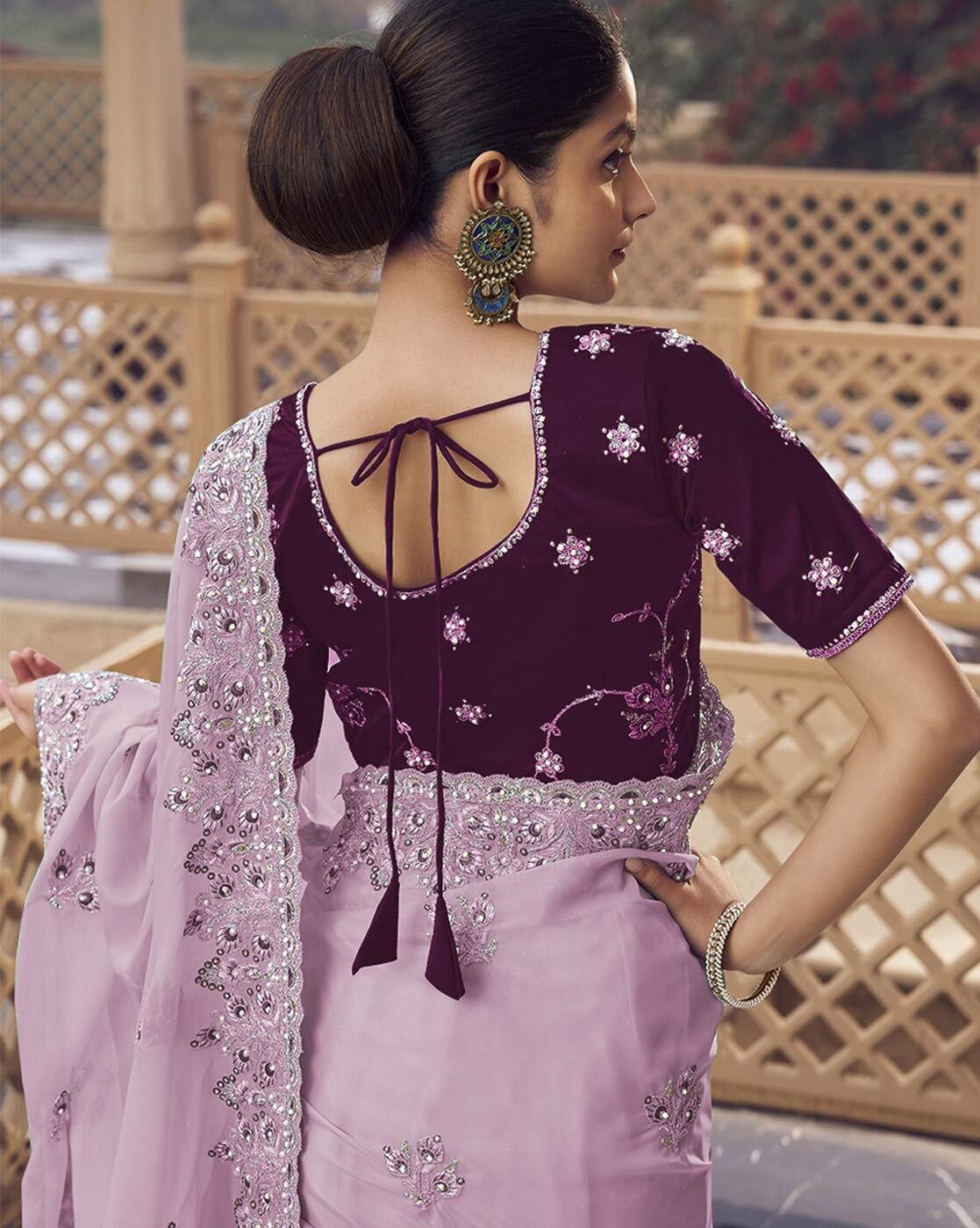 -1117Wx1400H-701182109-lavender-MODEL3