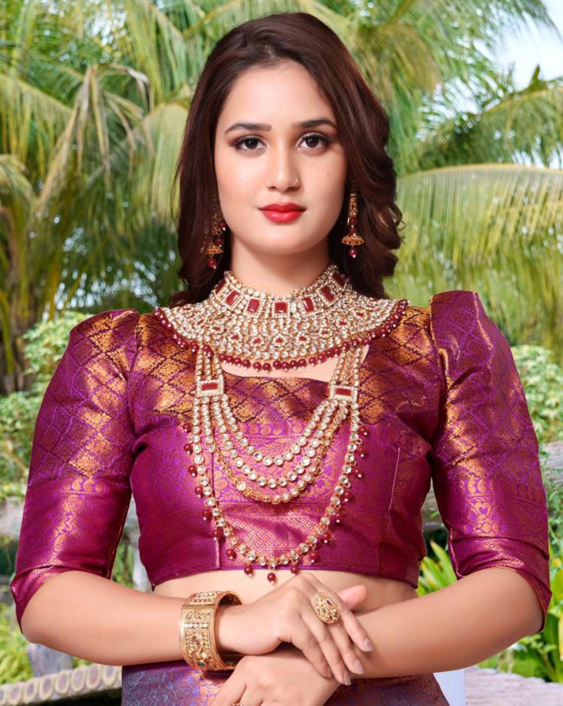 -1117Wx1400H-701360628-aqua-MODEL6