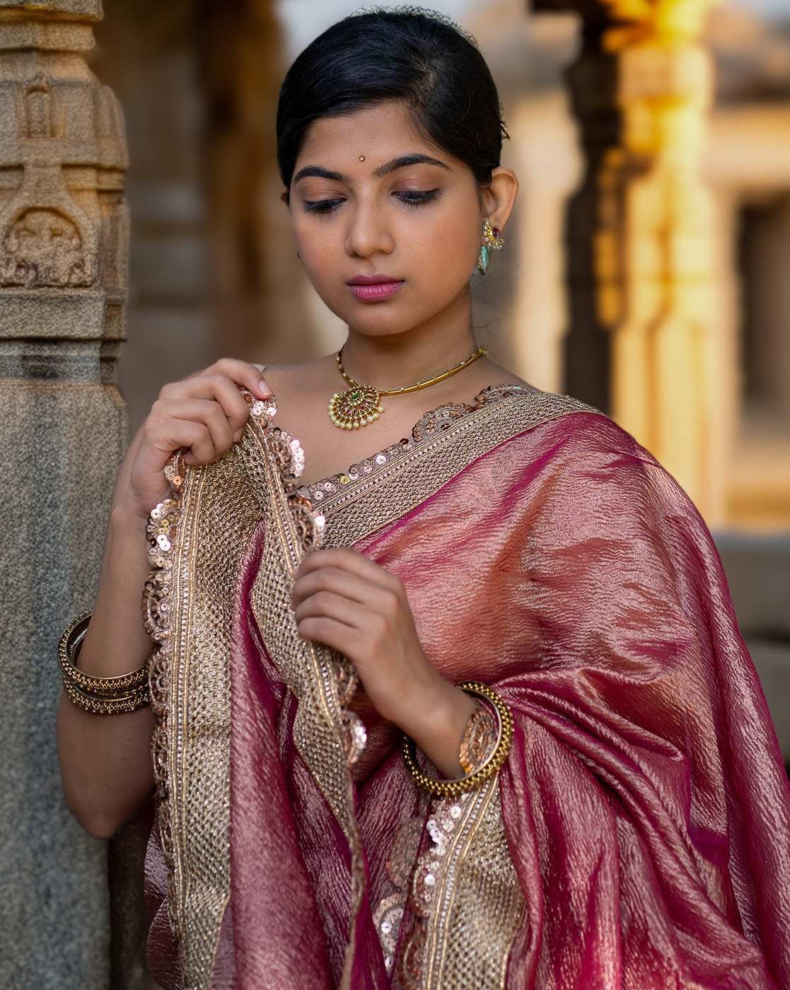 -1117Wx1400H-701465644-pink-MODEL5